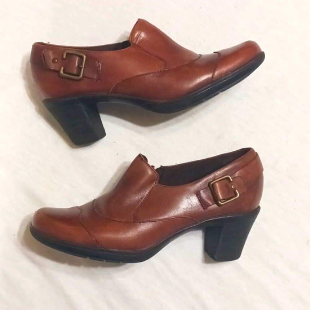CLARKS Brown Leather Booties size 9